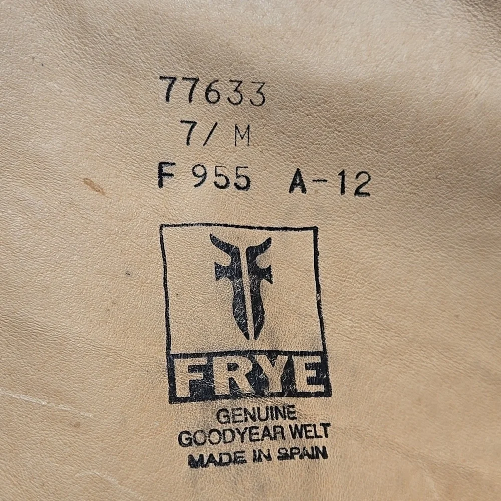Frye Tan Paige Embroidered Logo Riding Boots Womens Size 7 Zip Back